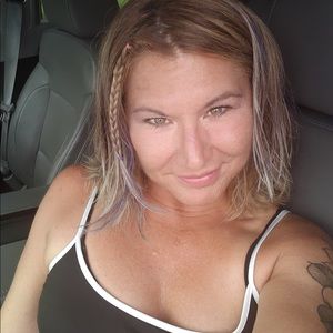 Meet your Posher, Lottie